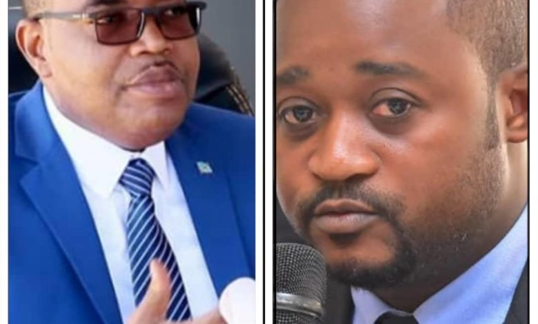 A gauche, le Gouverneur Théo Ngwabidje et le député Jacques Kamanda (droite)